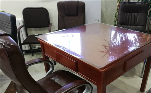 芒康芒康麻将桌选购指南与家庭商用场景功能配置解析