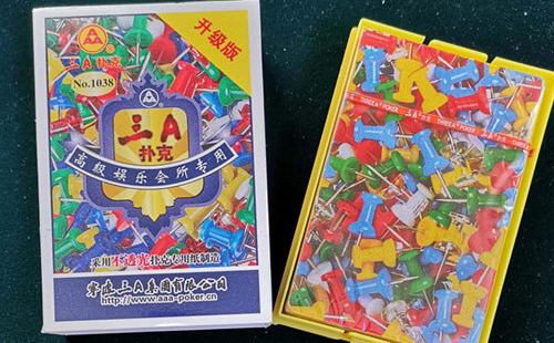 芒康扑克批发采购指南与产品质量识别要点解析